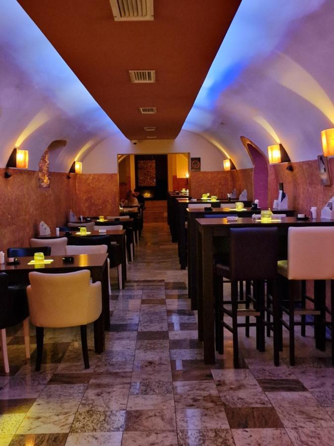 Fantastico Exlcusive Hotel Senta Eksteriør bilde